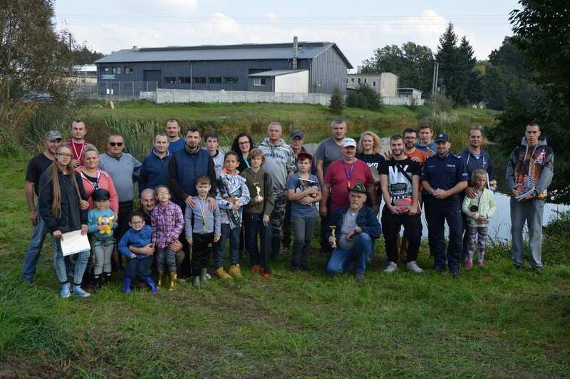 Dodajmy, że każdy uczestnik zawodów otrzymał nagrodę.