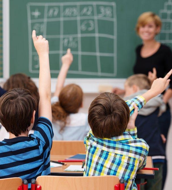 ROZMOWA Z JACKIEM LIPIŃSKIM, Burmistrzem Aleksandrowa Łódzkiego Kwestie oświaty stanowią w Aleksandrowie Łódzkim jeden z priorytetów zarządzania publicznego traktowanie edukacji jako ważnego obszaru
