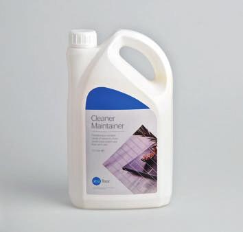 XTRALFOOR ŚRODEK CZYSZCZĄCY Nasz asortyment produktów czyszczących został opracowany specjalnie do stosowania z produktami Moduleo.