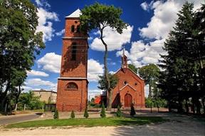 Obecny neogotycki murowany kościół pw. św. Antoniego zbudowano w latach 1878-1881, konsekrowany został w 1902 r.