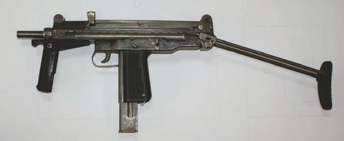 Pistolet maszynowy PM-84PP Fot. 8. Pistolet maszynowy PM-84PP PM-84PP zasilany nabojem typu 9 x 19 mm Parabellum była to wersja produkowana z przeznaczeniem dla polskiej Policji.