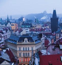 Zasady stosowane w fotografii Sposób kontrolowania ekspozycji przez ustawienie przysłony, szybkość migawki i czułość ISO Ustawienie przysłony, szybkość migawki i czułość ISO są ze sobą ściśle