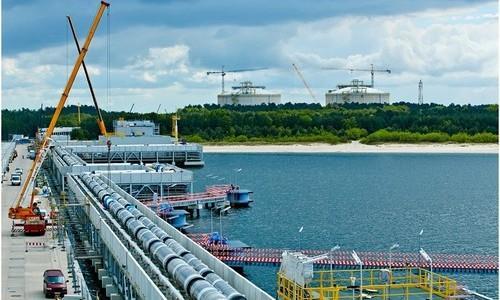 w Świnoujściu Budowa terminalu gazu skroplonego LNG w Świnoujściu to pierwsza tego typu inwestycja, nie tylko w Polsce, ale i w naszej części Europy.