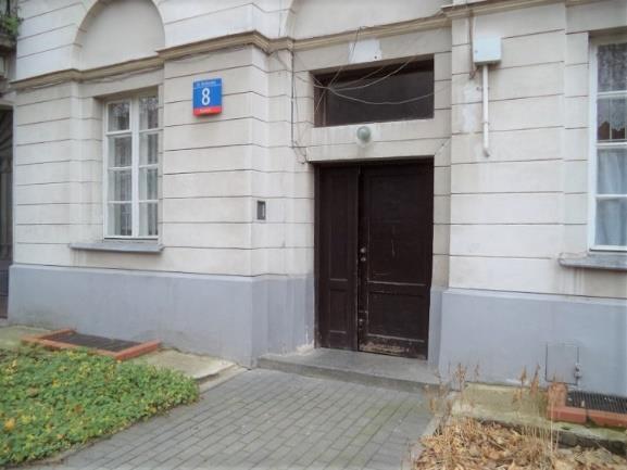 poz. 1 - ul. Bednarska 8 pow. 24,08 m 2 Zdjęcia lokalu Przydatne adresy/telefony 1. Administracja Domów Komunalnych nr 4, ul.