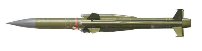 bezogonowy rakieta zestawu d) Układ z wychylanymi skrzydłami rakieta S-200 WEGA [9] zestawu 2K12 KUB [10] Rys. 4.