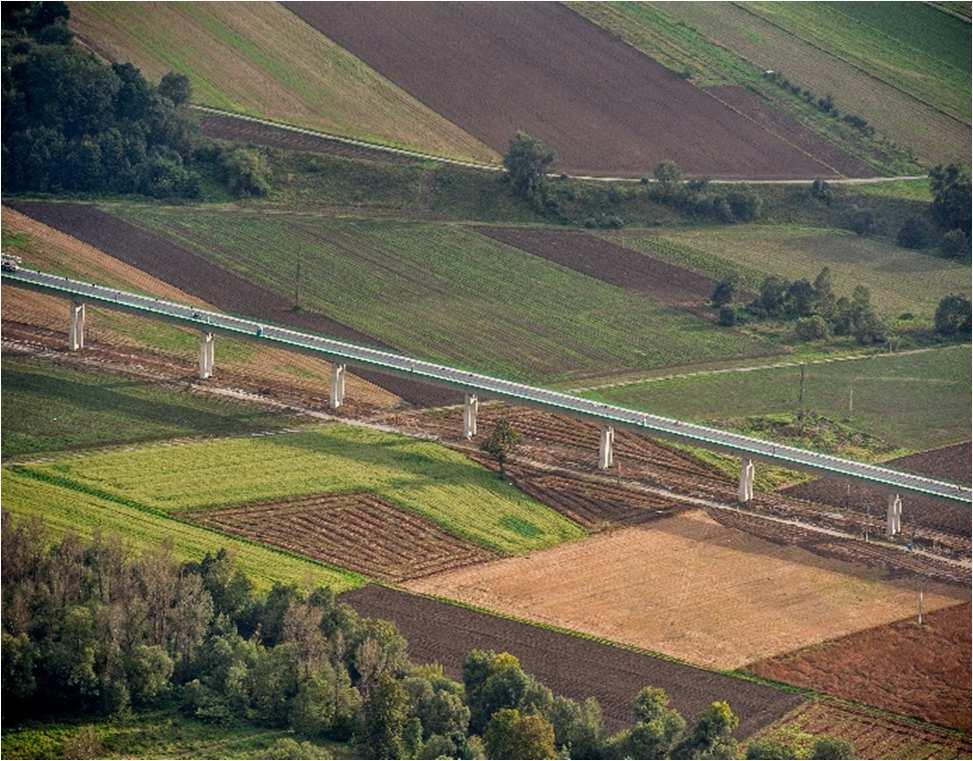 W ramach inwestycji zostanie zrealizowane: 9,2 km drogi w ciągu obwodnicy i łącznika DK46 oraz remont