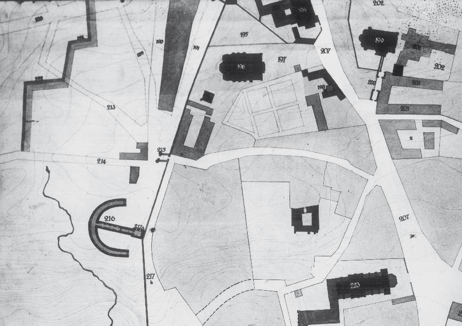 8. Mariano Morelovskio 1941 m. sudaryto Vilniaus plano fragmentas su pažymėtais Aštriagalio objektais: Subačiaus vartai, Šv. Dvasios cerkvės varpinė, Aušros Vartų g.
