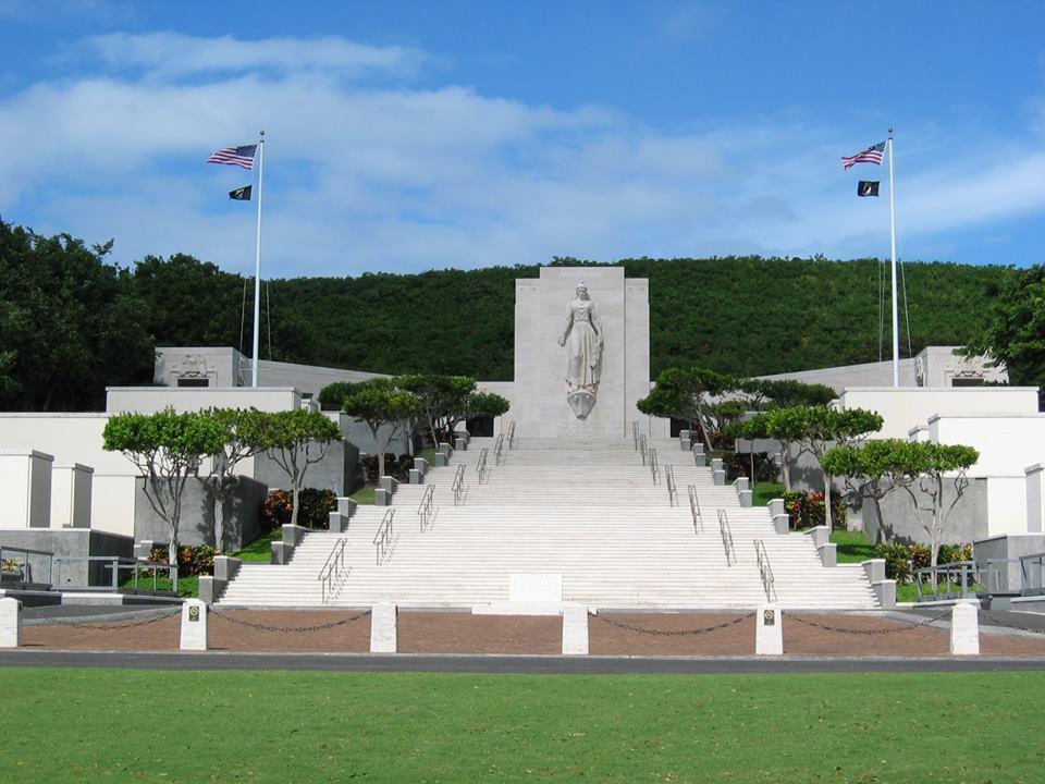 Pomnik Columbii w Honolulu na Hawajach ( National Memorial Cementery of the Pacific). Źródło: National Cementery Administration (NCA) U.S. Deartment of Veteran Affairs/facebook.com, z dn. 12.12.2016.