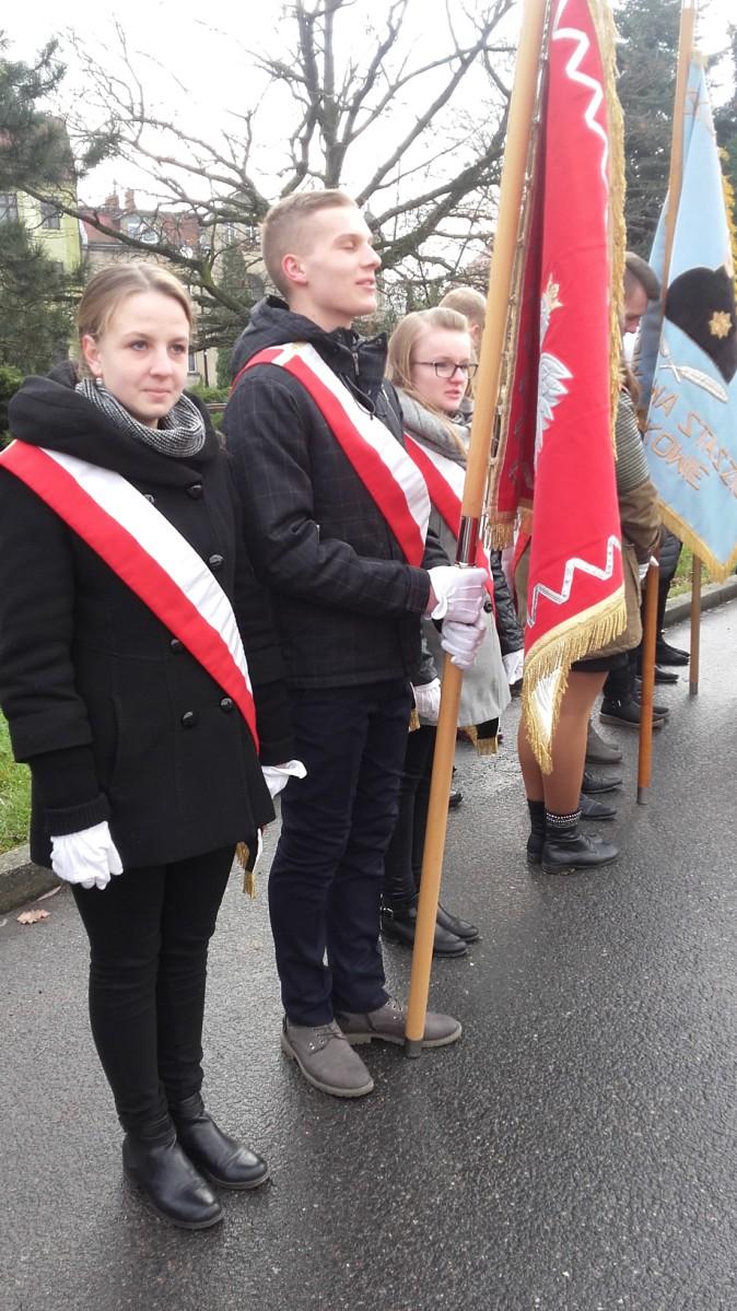 Lekcja historii 11 listopada poczet sztandarowy ZSP uczestniczył w uroczystych, miejsko-gminnych obchodach
