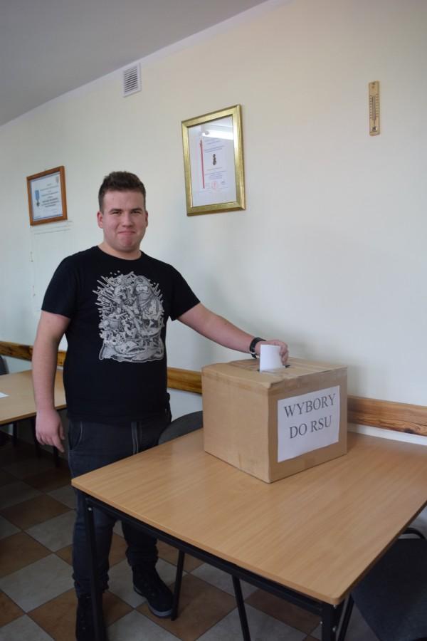 Werkowski, Mikołaj Błażak, Maciej Hojnacki policzyła wszystkie oddane głosy i stwierdziła,