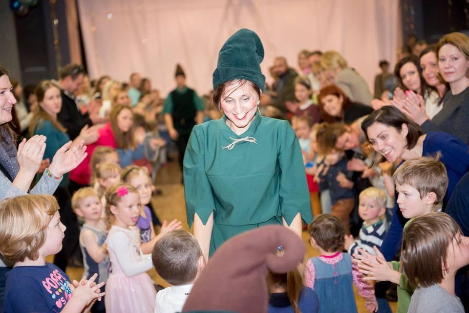 Wydarzenia cykliczne Rodzinna Uciecha (I-VI) Teatralna Niedziela (I-XII) Kino Kobiet (I-VI) Seanse filmowe (I-VI) DKF (I-VI) Teatr