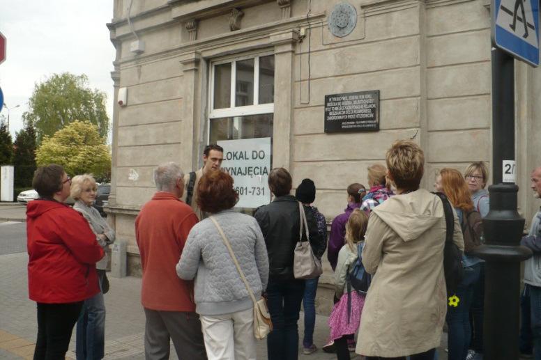 Wielkopolskim i okresem II wojny światowej w Solcu Kujawskim i Otorowie. Jest to cenna lekcja, która pozwala zetknąć się z historią miasta i poznać tragiczne losy jego mieszkańców.