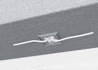 Podstawę kolumny przykręcić do otworu montażowego dwoma śrubami M4 x 40 mm,