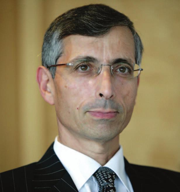 Perspektywy na rok 1: rok na rynkach wschodzących na świecie Allan Conway, dyrektor ds. akcji na rynkach wschodzących Allan Conway dołączył do spółki Schroders w październiku 4 roku jako dyrektor ds.