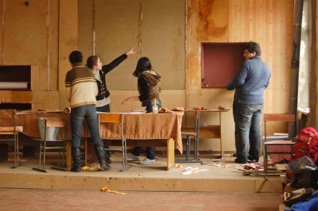 ukazany został przez pryzmat teoretycznych rozważań nad warunkami, jakie powinny zajść w celu jego ograniczenia lub całkowitego wyeliminowania.