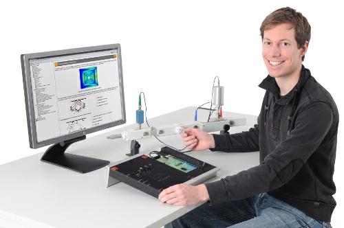 Technika komunikacji The training systems for communications technology (communications trainer) encompass topics from the area of high-frequency communications