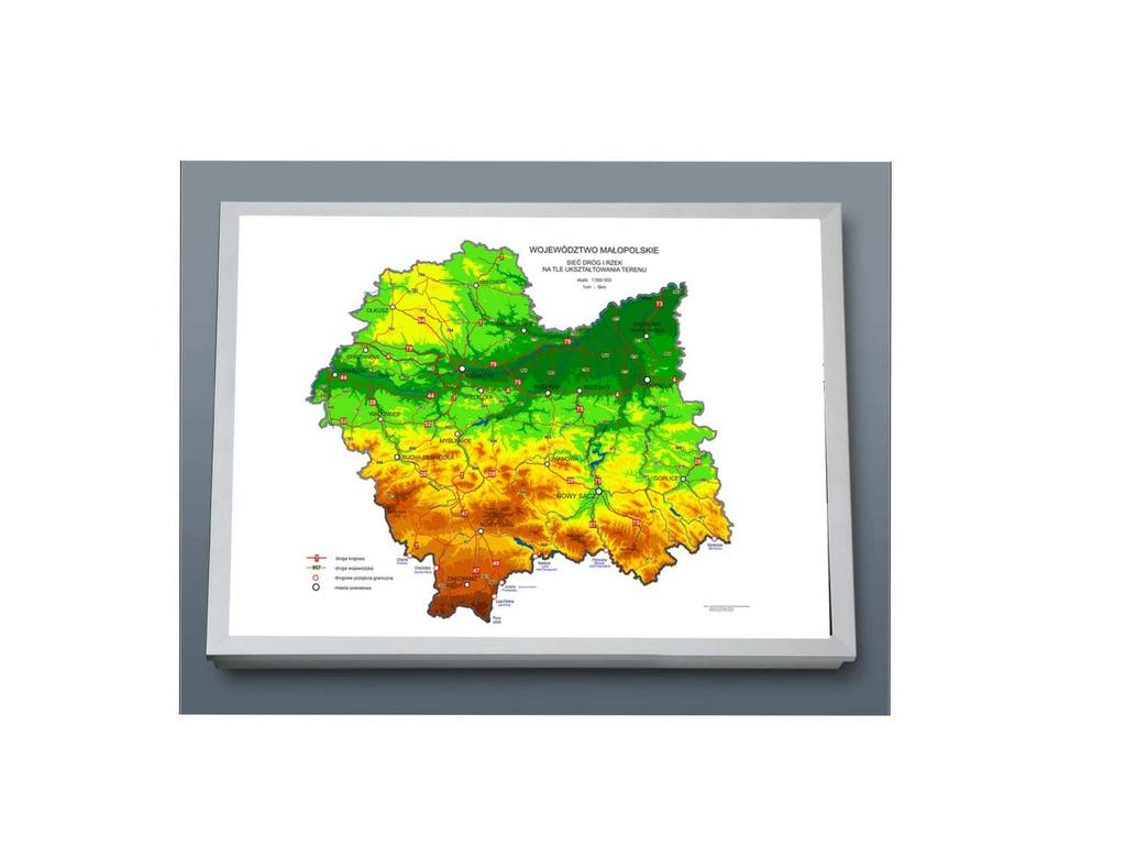 MAPA WOJEWÓDZTWA MAŁOPOLSKIEGO (DWIE WERSJE ROZMIAROWE) Numer katalogowy: 01D OPIS Wymiary: I wersja: - wysokość 70 cm - szerokość