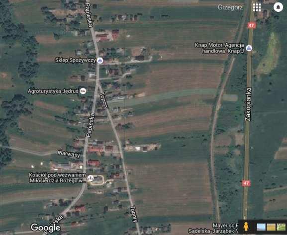 Papieskiej, w obszarze od 100 do 50 metrów na prawo i na lewo od drogi; Powierzchnia podobszaru: 21,52 ha; Ludność podobszaru: 305 osób; Opis podobszaru: obszar stanowiący ścisłe centrum Bańskiej