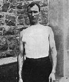 Rys historyczny -> Doping był stosowany od bardzo dawna, bo już w 3000 r.p.n.e. w Chinach, kiedy to sięgano po roślinę zwaną Ephedra i żuto ją jak gumę.