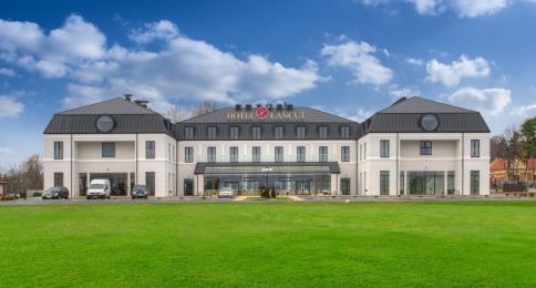 MIEJSCE OBRAD KONFERENCJI Hotel *** Łańcut ul.
