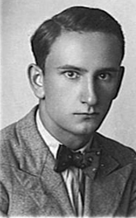 Jerzy Korey-Krzeczowski w dziesiątą rocznicę śmierci Rytm serca i Profile młodości (w 1939). Był nawet jednym z kandydatów do nagrody Młodych Polskiej Akademii Literatury.