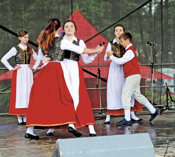 Zespół Folklorystyczny Świętokrzyskie