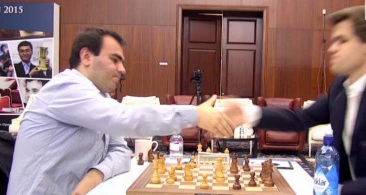 Obrona Ragozina [D38] GM Mamedjarow (Azerbejdżan) 2748 GM Carlsen (Norwegia) 2834 1.d4 Sf6 2.c4 e6 3.Sf3 d5 4.