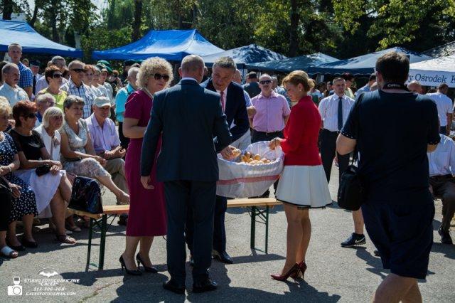 Tereska Piwek. Gospodarz Dożynek Wójt Gminy Sadowne p.