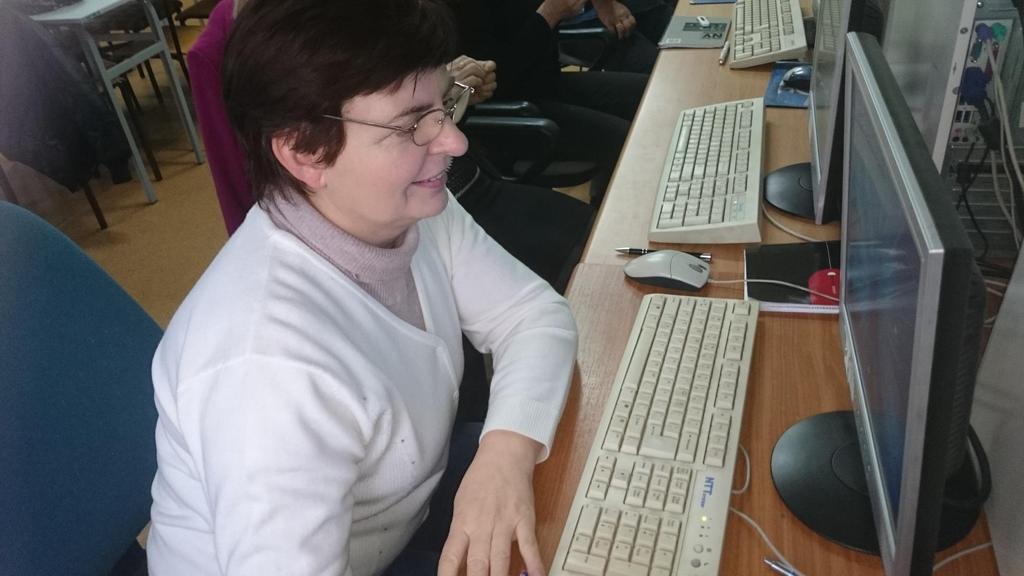 Wnuki mają do mnie szacunek, bo umiem