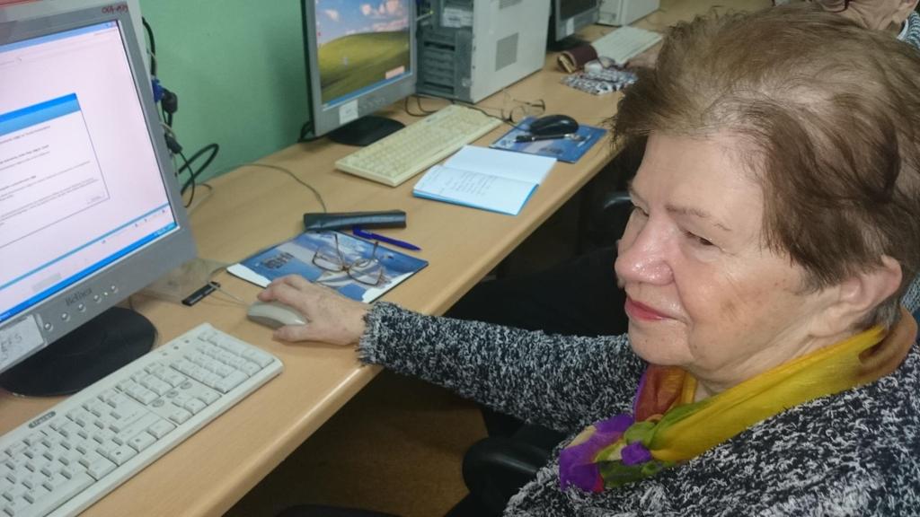 Pełnymi garściami korzystam z możliwości spotykania