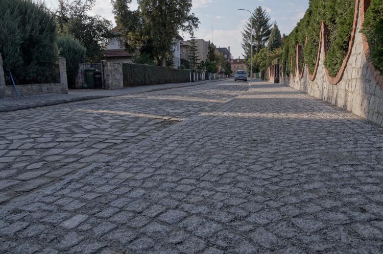 Gościęcice - 10.000,00 zł Utwardzenie drogi śródpolnej w Karszowie - 5.