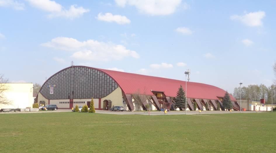 dane PROGRAM FUNKCJONALNO-UŻYTKOWY DLA TERMOMODERNIZOWANYCH BUDYNKÓW W RAMACH PROJEKTU [ 3 ] HALA SPORTOWA MOSIR, Zgierz, ul. Wschodnia 2 FOT 3 Hala Sportowa (fot.