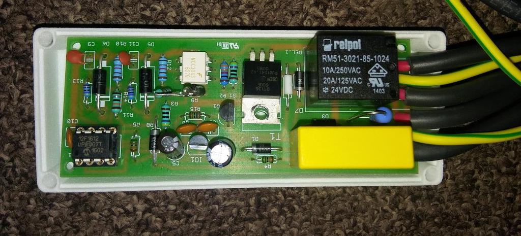 Stabilizator mocy grzałki elektrycznej Odbiorca urządzenia : producent lodówek absorpcyjnych Urządzenie stabilizuje moc grzałki (0,1 1kW) w zakresie napięd zasilających 180-250 VAC Funkcje układu
