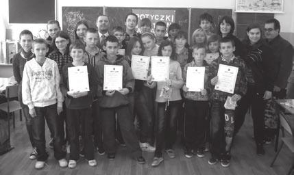 Daniel Kazimierowski klasa VI SP w Wólce. Wyróżnienia w tej kategorii otrzymali Monika Walter klasa VI SP w Wólce, Katarzyna Sajdak klasa IV SP w Wólce, Emilia Krajewska klasa VI w Czermnie.