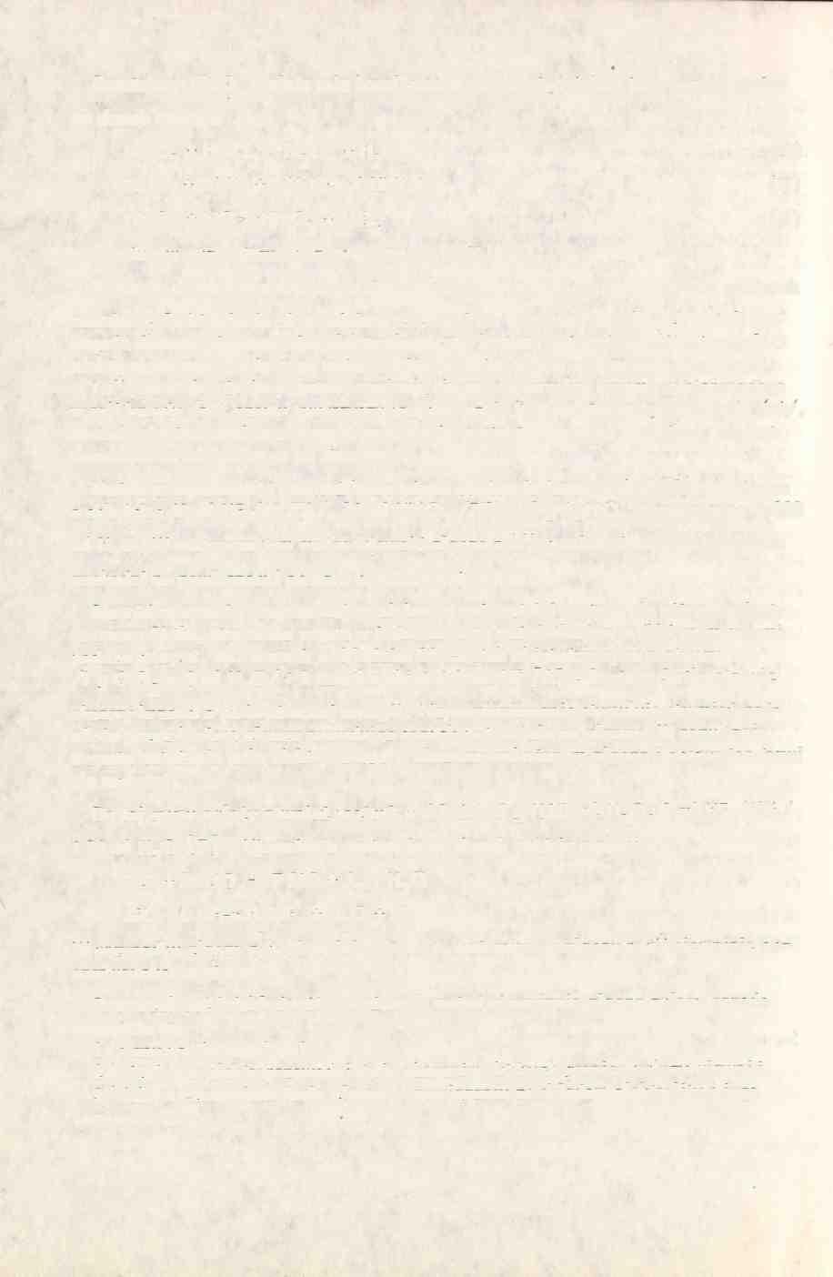 Powstający HNO2 spełnia rolę katalizatora, powodując dalsze jego powstawanie na skutek reakcji: HNO2 + HNOg N20^ + H2O (4) N20^ + 2 NO+2 H20-^4 HNO2 f5) HNOg+N0-»HN02 + NO2 (6) A zatem w czasie