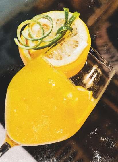 LATO: MIMOSA 32 zł / 18 zł Champagne G.H.MUMM / Prosecco, sok pomarańczowy, sorbet pomarańczowy, syrop waniliowy 3.