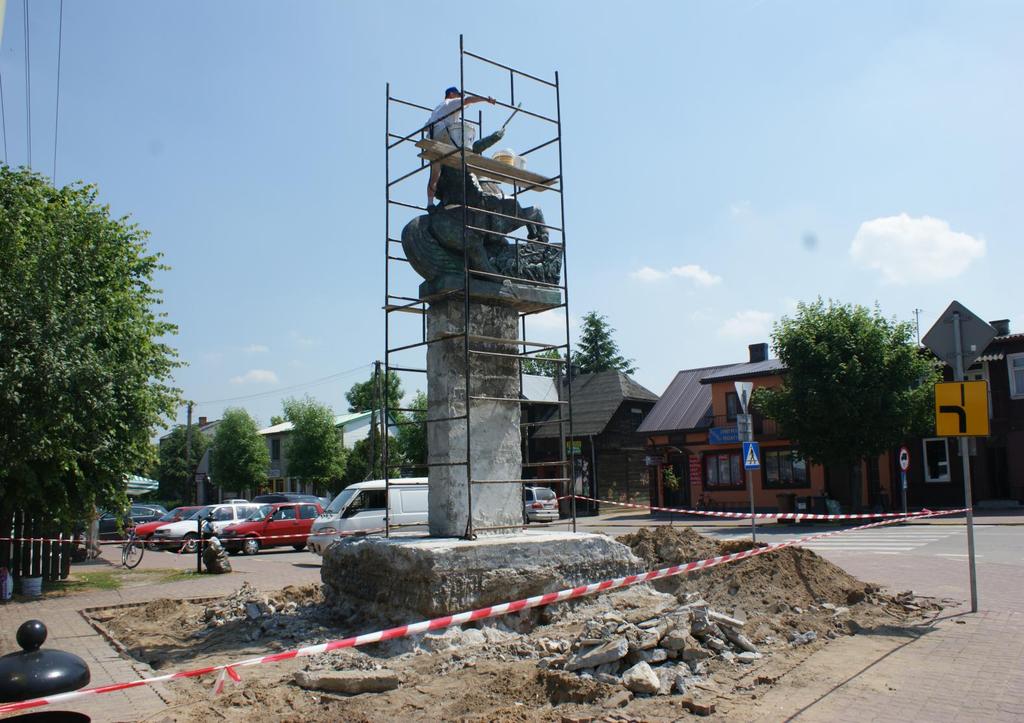 Remont pomnika Tadeusza