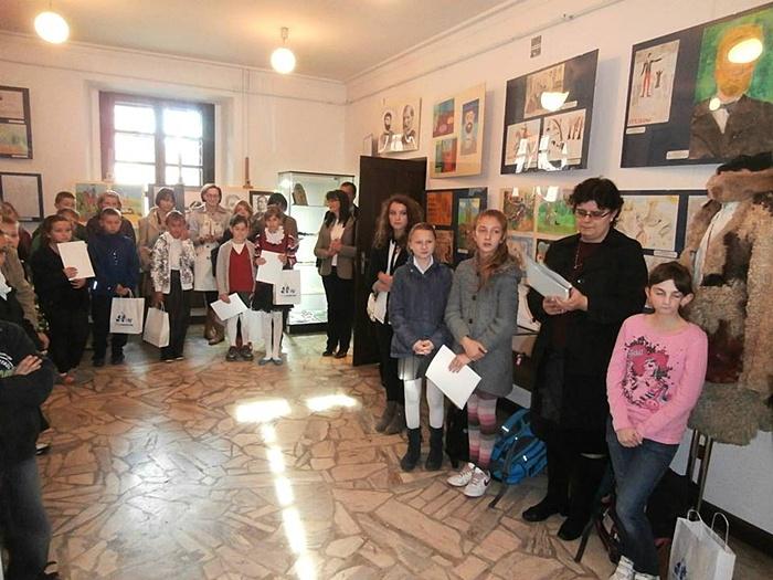 Przygotowanie prac konkursowych poprzedziły warsztaty historyczne odbywające się w Muzeum Regionalnym Ziemi Limanowskie.