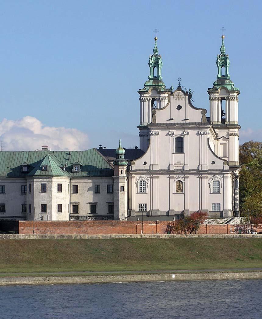 Cmentarz Rakowicki Jego pierwotne granice wytyczono w 1802 roku. Następnie kilkukrotnie poszerzano go kosztem okolicznych terenów.