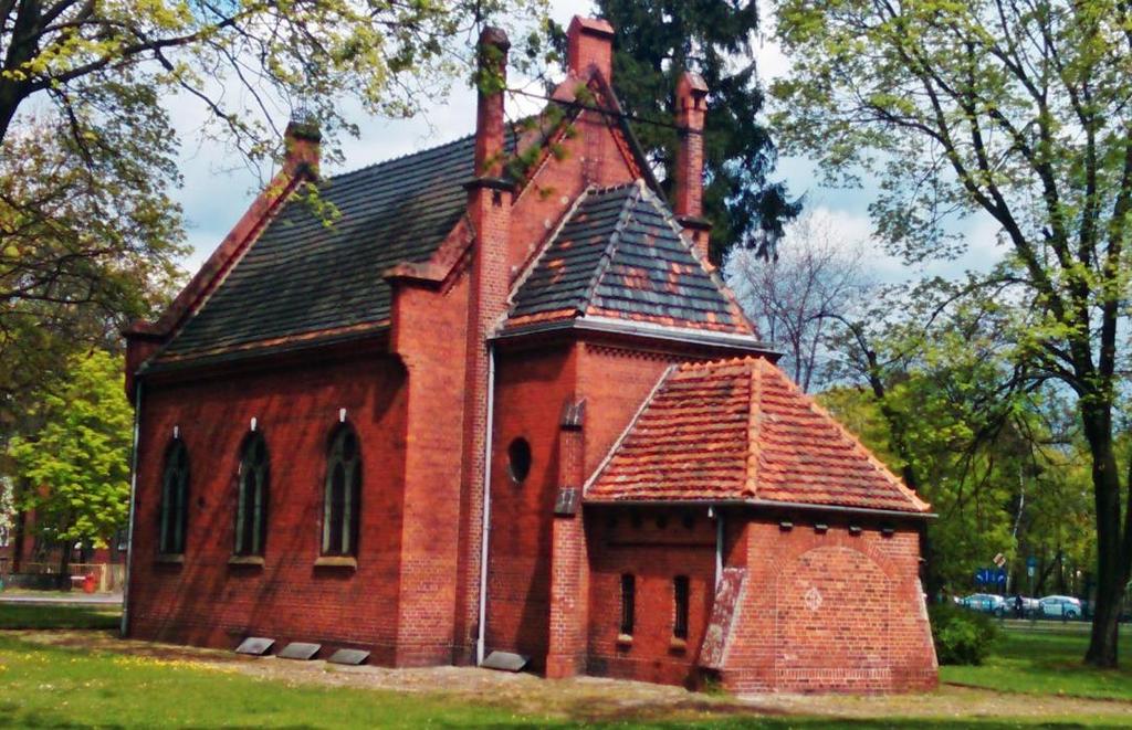 Kaplica Kościoła Ewangelicko- Augsburskiego Wiele lat służąca jako świątynia parafii