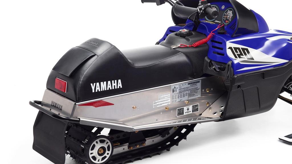 Gąsienica Camoplast Yamaha SRX 120 to skuter zaprojektowany z myślą o dzieciach, ale to nie jest zabawka.