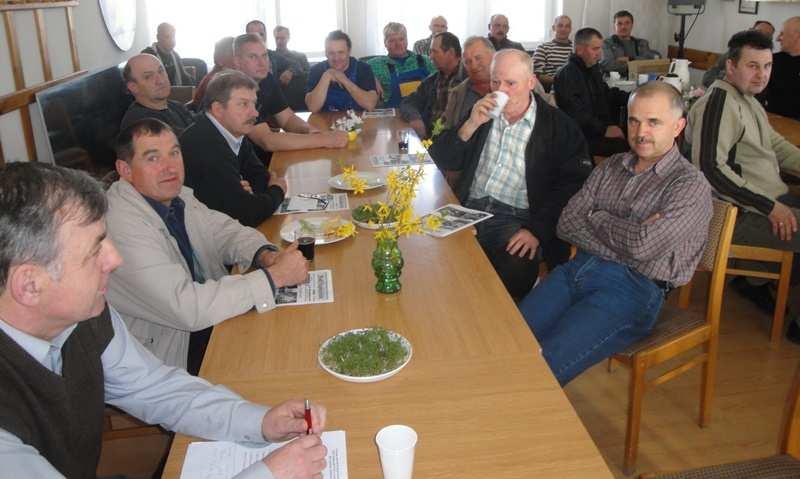 (Ciąg dalszy ze strony 2) Wielkanocnych. Otwarte spotkanie z załogą RD Choszczno 9.Otwarte spotkanie z załogą RD Choszczno. Tematyka spotkania pokrywała się z tematyką poruszaną podczas zebrania KP.