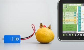 WSPIERA REALIZACJĘ PODSTAWY PROGRAMOWEJ zdobywca nagrody Bett 2014 na bazie systemu Android wyświetlacz dotykowy o przekątnej 7" 8 wbudowanych czujników: światła, UV, tętna, temperatury, wilgotności,