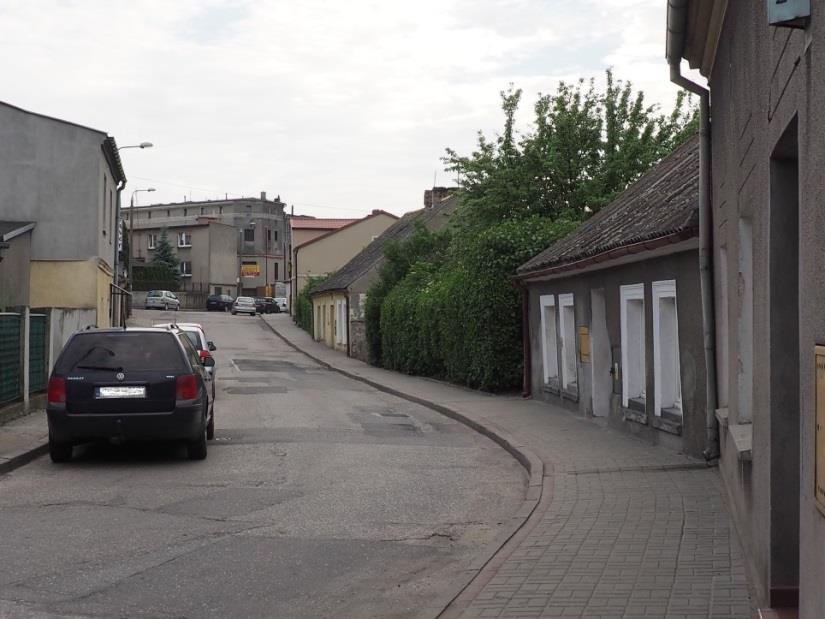 Uzupełnienie istniejącej zabudowy poprzez wykorzystanie rezerw przestrzennych, kontynuując przy tym dotychczasowe struktury urbanistyczne, Rozbudowa struktury dróg gminnych poprzez budowę dróg