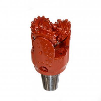 ŚWIDRY ROCKMASTER BIT Nr Katalogowy 400-2317 5. 2.88 API R Rockmaster Open Bearing IADC:533 400-2319 5. 2.88 API R Rockmaster Sealed Bearing IADC:517 400-2517 400-2320 400-2516 400-2420 400-2421 Średnica 5.