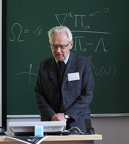 Polski wkład? A. Trautman, Sur la propagation des discontinuités du tenseur de Riemann, CR Acad. Sci. Paris 246, 1500 1502 (1958). A. Trautman, Boundary conditions at infinity for physical theories, Bull.