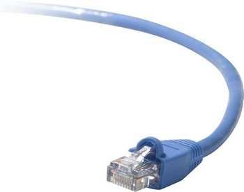 Typ wtyczki 1 RJ45 Typ wtyczki 2 RJ45 Kolor niebieski Dodatkowe informacje częstotliwość 100 MHz kabel z kapturkiem koszulka z PCV zapewnia dodatkową wytrzymałość i giętkość pełna zgodność ze