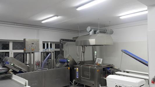 Linia technologiczna do produkcji wyrobów garmażeryjnych. W ubiegłym roku skontrolowano117 zakładów produkcyjnych, co stanowi 80,1 % w stosunku do wykazanych w ewidencji.
