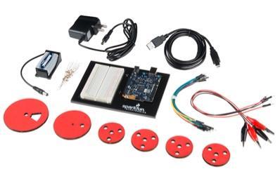 płyty Arduino*/Genuino* 101) Zestaw Creative Technologies in the Classroom (CTC) 101* firmy Arduino Zawiera wszystkie