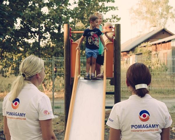 Wolontariusze PGE z Bogatyni postanowili podzielić się swoimi turystycznymi pasjami z okolicznymi mieszkańcami.